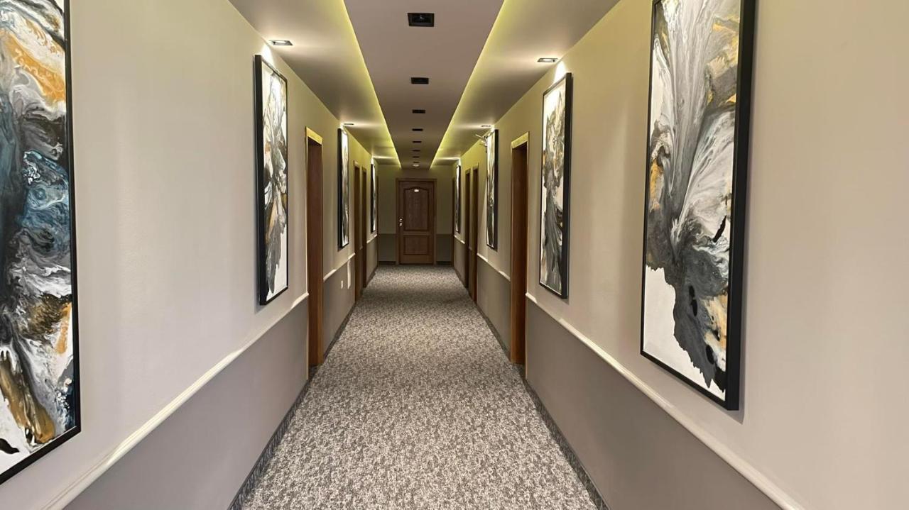 Hotel Emka Tetovo Eksteriør billede