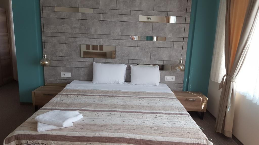 Hotel Emka Tetovo Eksteriør billede